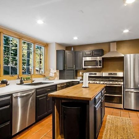 9 Bdr Close To Main Street With Secluded Hot Tub Breckenridge Εξωτερικό φωτογραφία
