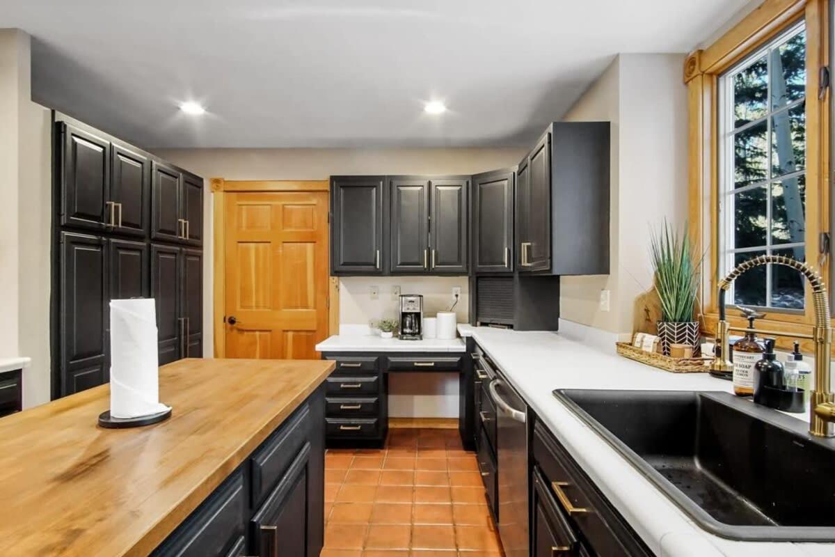 9 Bdr Close To Main Street With Secluded Hot Tub Breckenridge Εξωτερικό φωτογραφία